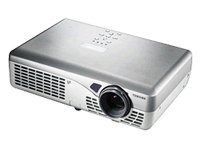 Toshiba TLP-T50 1024 x 768 1400 Ansi-Lumen 400:1 S-Video unter 500 Lampenstunden