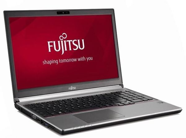 Fujitsu Lifebook E754 i7 4600M 2,9GHz 16GB 500GB 15,6&quot; Win 10 Pro DE IPS Tasche