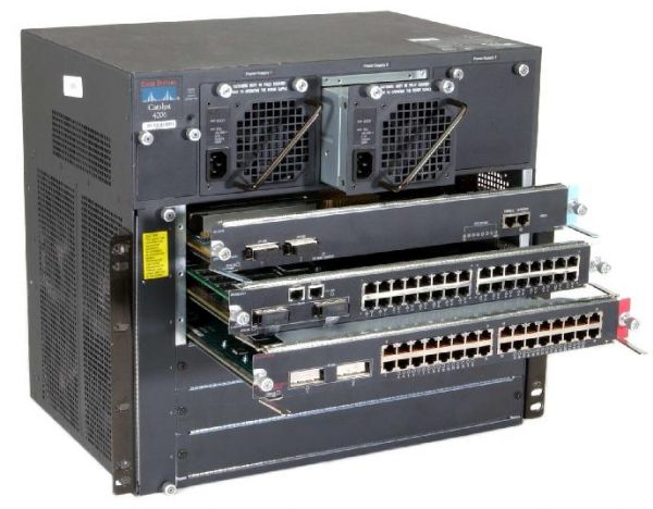 Cisco Systems Catalyst 4006 56-Port 10/100 48-Port Gbit + 16 GBIC 19&quot; 9HE