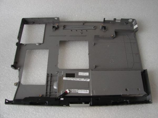 Dell BottomCase 8600 Grau