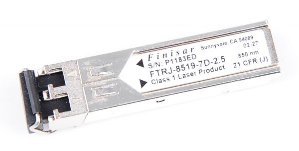 Finisar FTRJ-8519-7-2.5 LWL 2GB transceiver