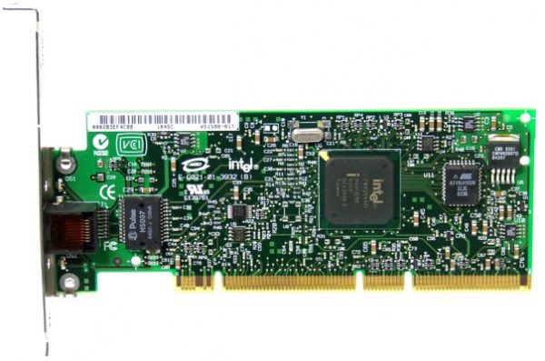 Intel E-G021-01-3932 B 1x 10/100/1000 RJ 45 PCI-X ATX
