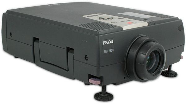 Epson EMP-7300 1024 x 768 1200 Ansi-Lumen 300:1 Composite unter 1900 Lampenstunden HDMI
